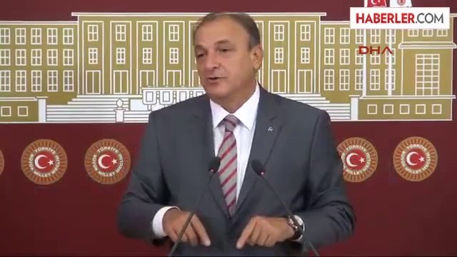 MHP'li Oktay Vural, Meclis'te Basın Toplantısı Düzenledi 4