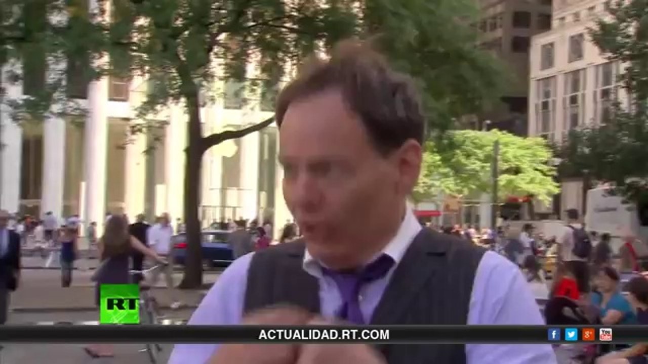 (Vídeo) Keiser Report en español  Una sociedad de robots (E644)