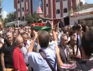 KILIÇDAROĞLU İSTANBUL'DA CENAZEYE KATILDI