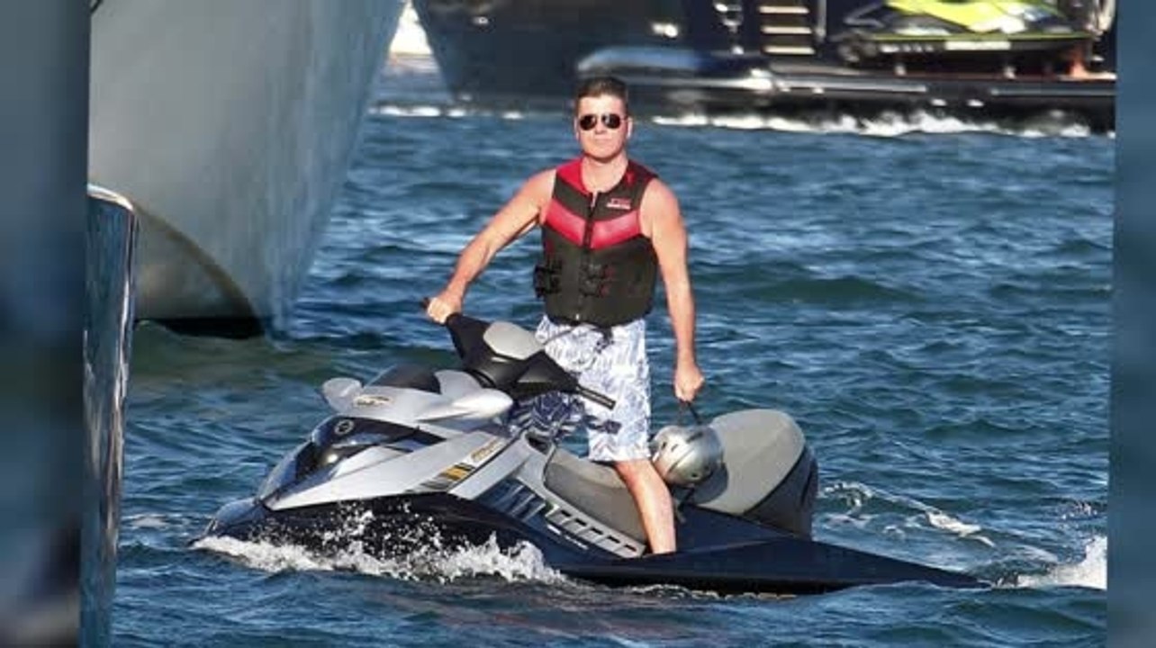Simon Cowell Enjoys a Holiday in St. Tropez
