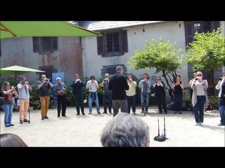 Sonerien divroet orchestra, "Demain Ne Menez Meurt Un Autre Jour", juin 2014