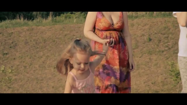 Папа похлопай, я танцевать буду.. ))