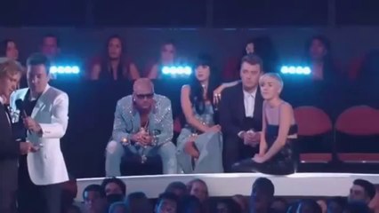 Miley Cyrus Award Winner Video Of The Year MTV VMA 2014 Official Full Show-2