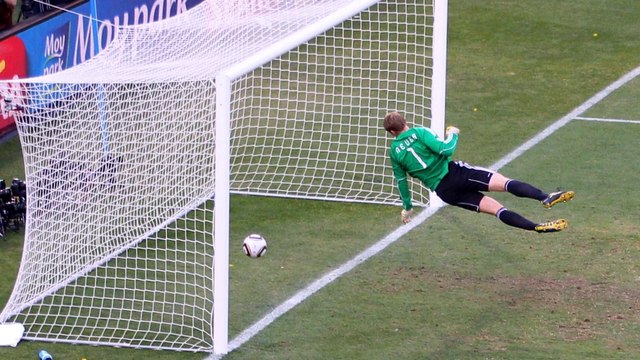 Lampard announces England retirement