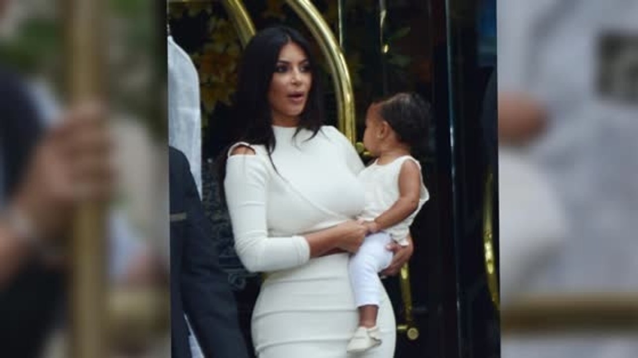 Kim kardashian und baby north im partnerlook