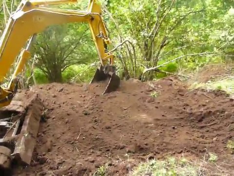 avancée de la piste routine groupement forestier Avenir Forêt