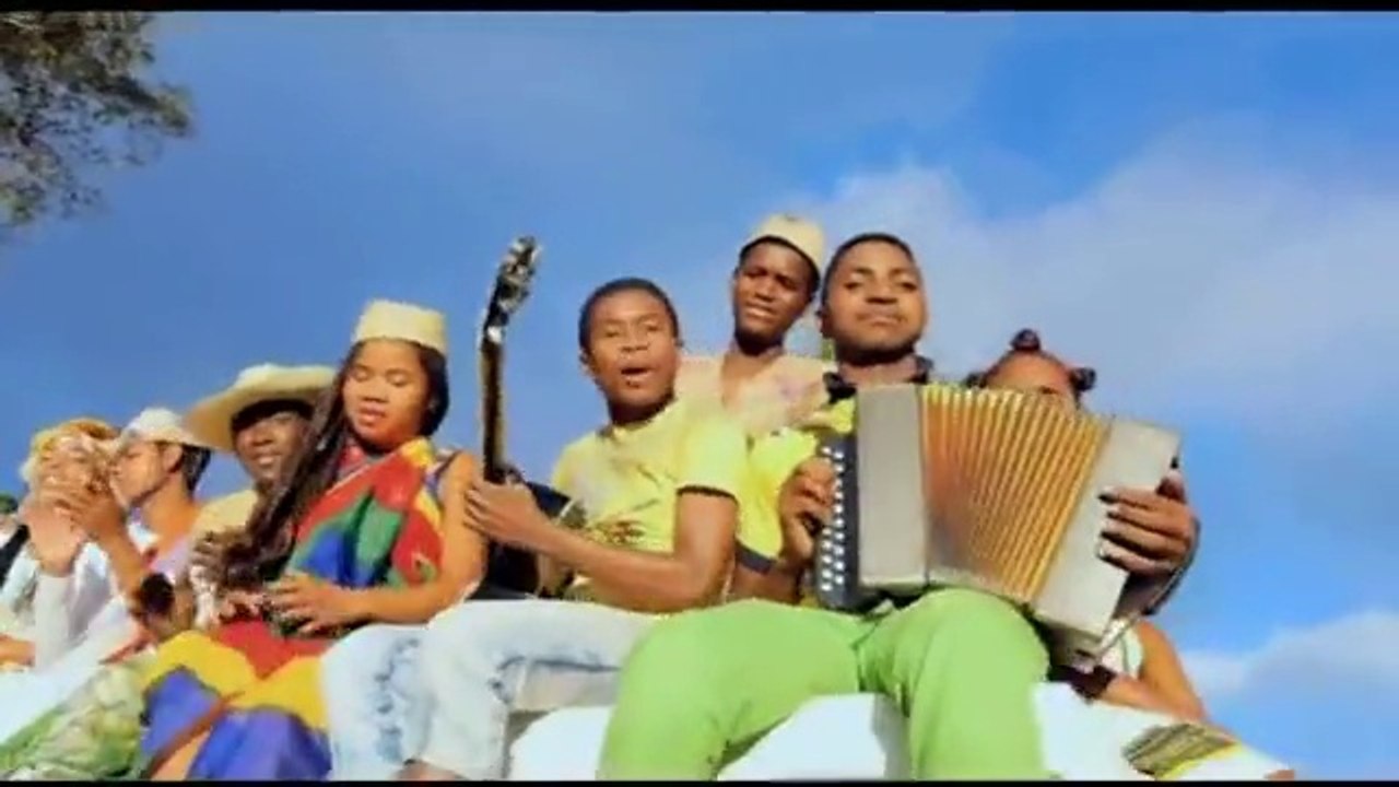 MAROLAHY  -  Vitan'ny lalana  (gasy - malagasy)