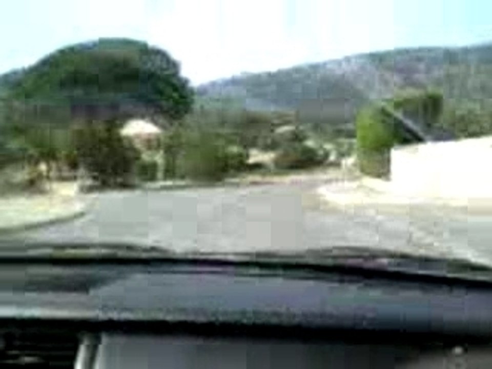 HONDA CIVIC V-TEC dans la bouverie