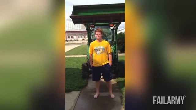 So violent and crazy ALS Ice Bucket Challenge Fail