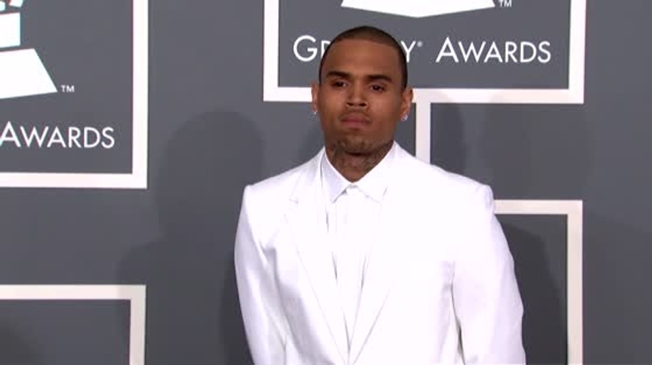 Chris Brown's Team distanziert ihn von der Schießerei