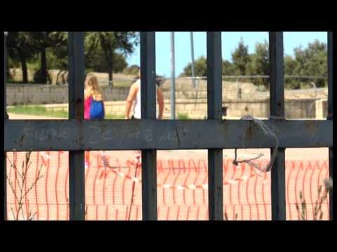 Napoli - Degrado e lavori di ristrutturazione al Parco Virgiliano -live- (26.08.14)