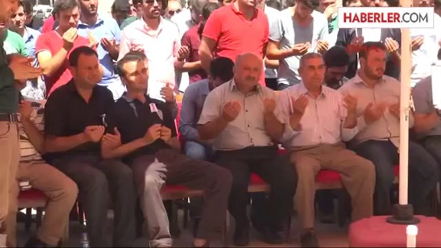 Diyarbakır'da Silahlı Saldırıya Uğrayan Polis Şehit Oldu Ek Tören Düzenlendi