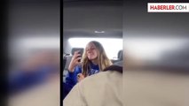 Selfie Çeken Kızı Babası Gizlice Kaydetti