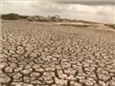 معاناة في الحصول على المياه بعد الجفاف في سريلانكا