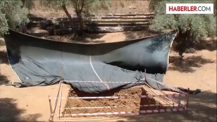 Euromos'ta 2 bin 200 yıllık protokol koltuğu bulundu