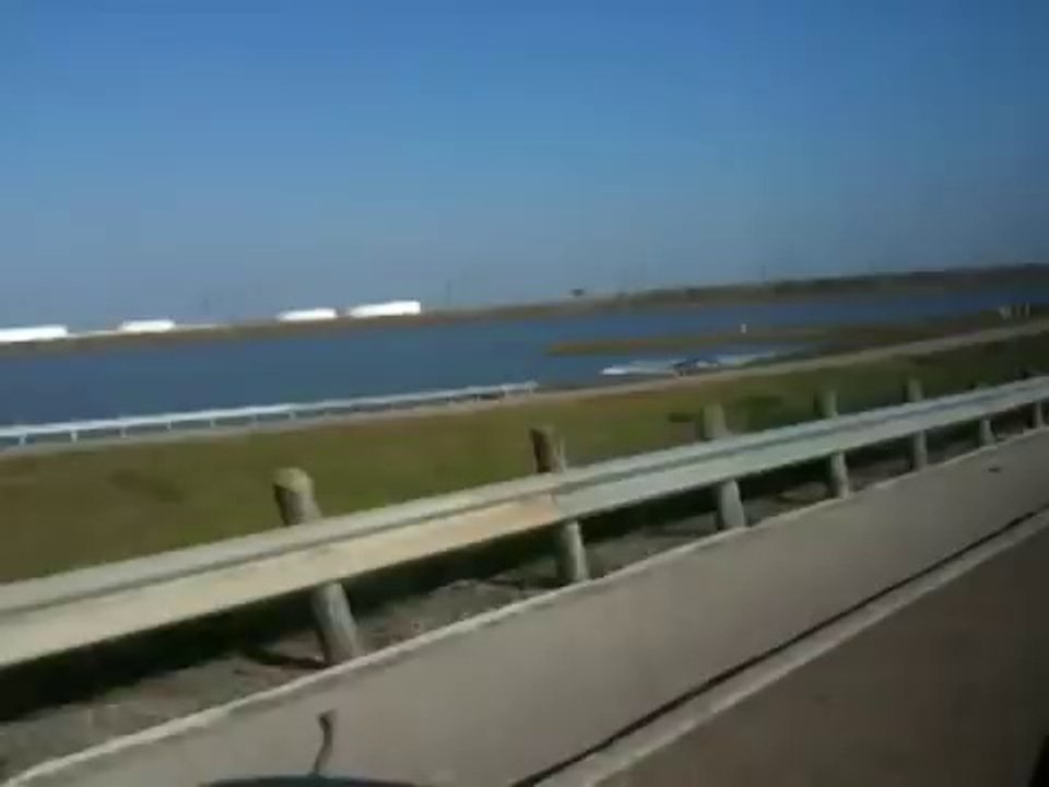 Bugatti Veyron Lake Crash--