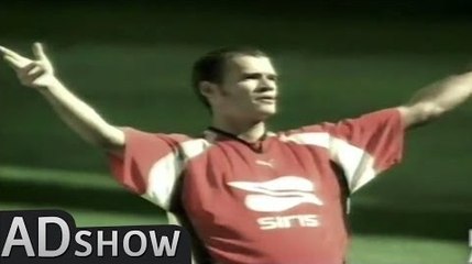 Football FAIL: Epic shoe attack!