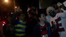 Torcida do Flamengo faz festa no entorno do Couto Pereira