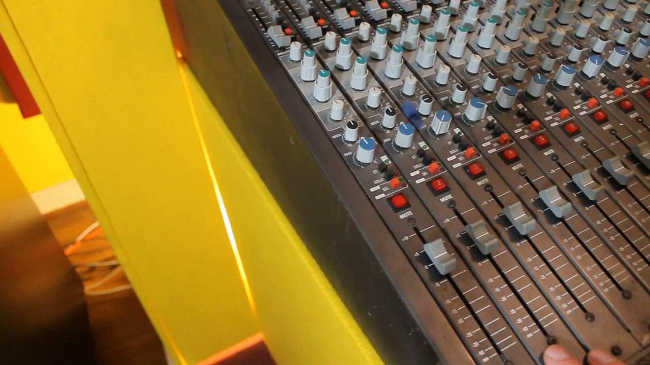 Amek Einstein Recording Console