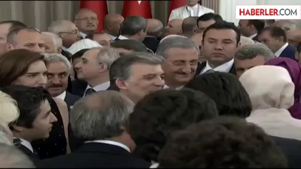 Gül, AK Parti İçinde Yer Almayacak