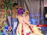 Eco-friendly Ganesh idols from waste paper mesh, Surat - Tv9 Gujarati