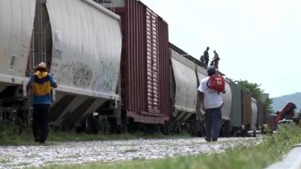 New measures slow child migrant flow into the U.S.