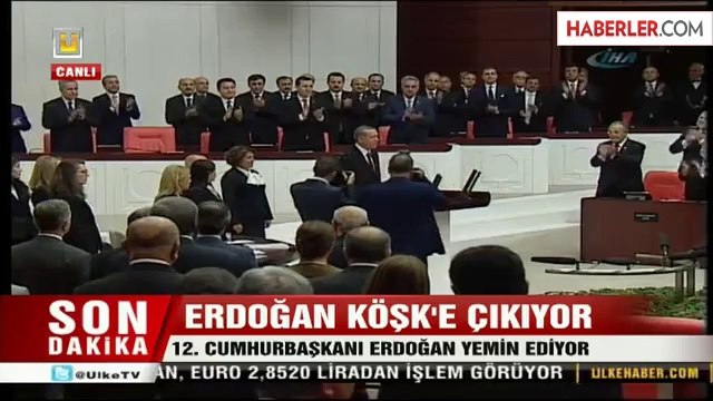 Demirtaş, Erdoğan'ı Alkışlayıp Alkışlamamakta Kararsız Kaldı