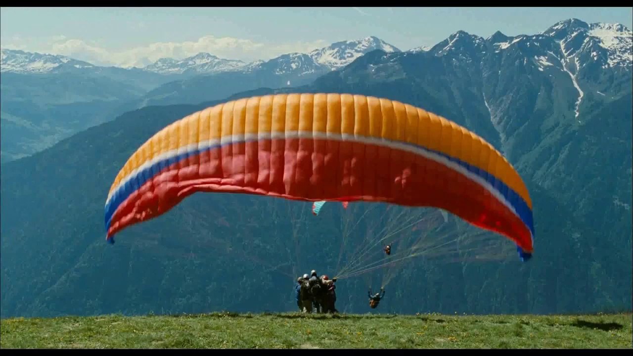 INTOCÁVEIS (2011)