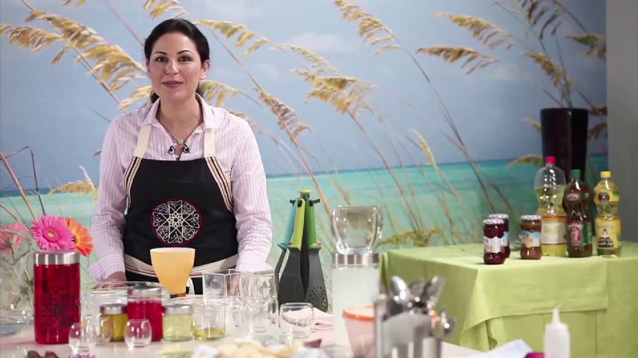 Cuisine marocaine par Choumicha Soupe de tomates au basilic  شميشة:  شوربة الطماطم بالريحان