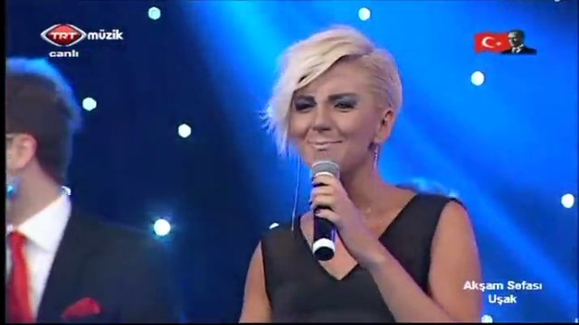 Ayşe İnak Ekiz-Mahmur Bakışlı Dilberim