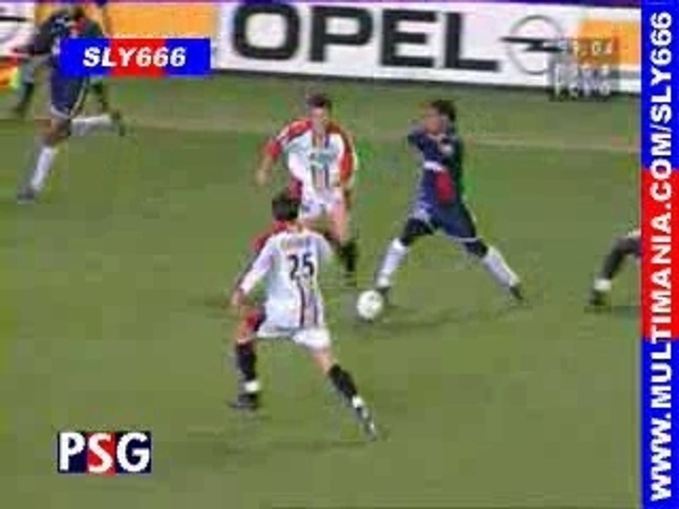 Foot clip Ronaldinho - Action de ouf