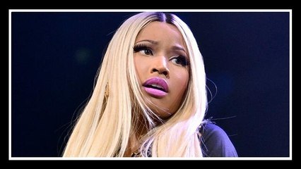 Nicki Minaj e l' Anaconda che seduce