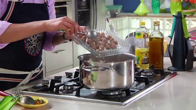 Recette Choumicha: Soupe de riz complet et boulettes de viande شميشة: شوربة بالأرز الكامل