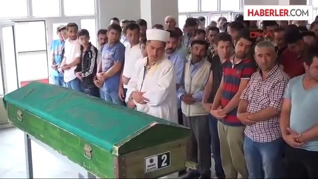 Denizde Boğulan Genç Toprağa Verildi