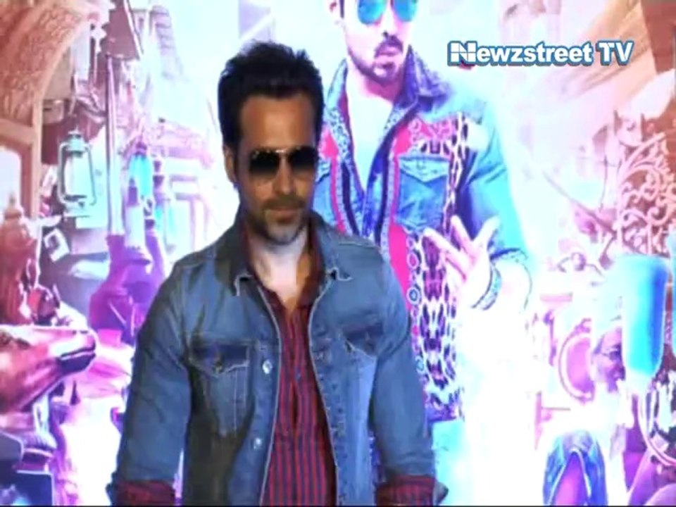Emraan Hashmi seeks blessings at Ajmer Sharif