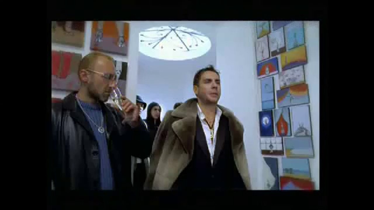 Γιώργος Μαζωνάκης- Gucci φόρεμα -  Φοίβος  Greek- face (hellenicᴴᴰ video clips)