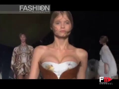 Alexander McQueen Spring Summer 2009 Paris 1 of 3 by Fashion Channel