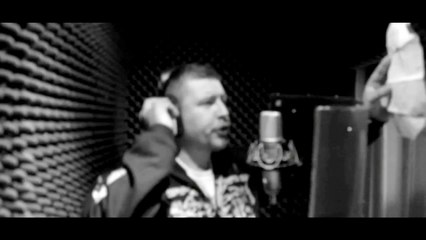 POPEK MONSTER FEAT. DANIEL - JESTES SAM