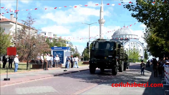 ERGENE'DE 30 AĞUSTOS ASKERİ GEÇİT TÖRENİ