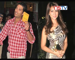 Yuvraj Singh greets ex-girlfriend Kim Sharma with a kiss