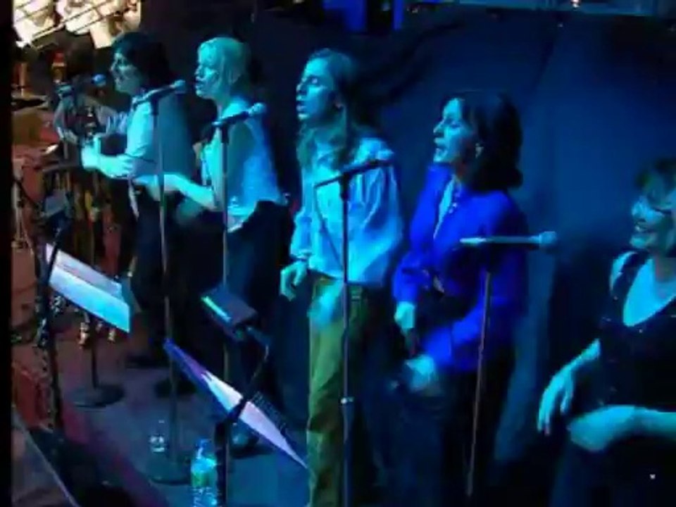 Deep Purple With Symphony - "Smoke On  The  Water"