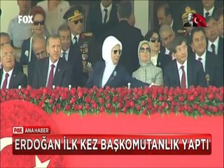 Cumhurbaşkanı Erdoğan Zafer bayramında ilk kez Başkomutanlık yaptı