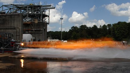 Télécharger la video: NASA Test-Fires 3D Printed Rocket Engine Parts