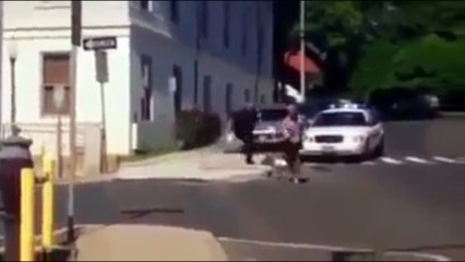 Il se fait teaser après avoir provoqué un flic obèse