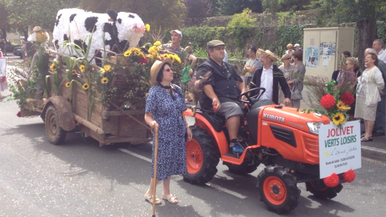 Défilé des chars du comice agricole de La Flèche