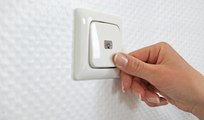 HowTo use a light switch