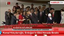 Kemal Kılıçdaroğlu, Erdoğan'ın Elini Havada Bıraktı