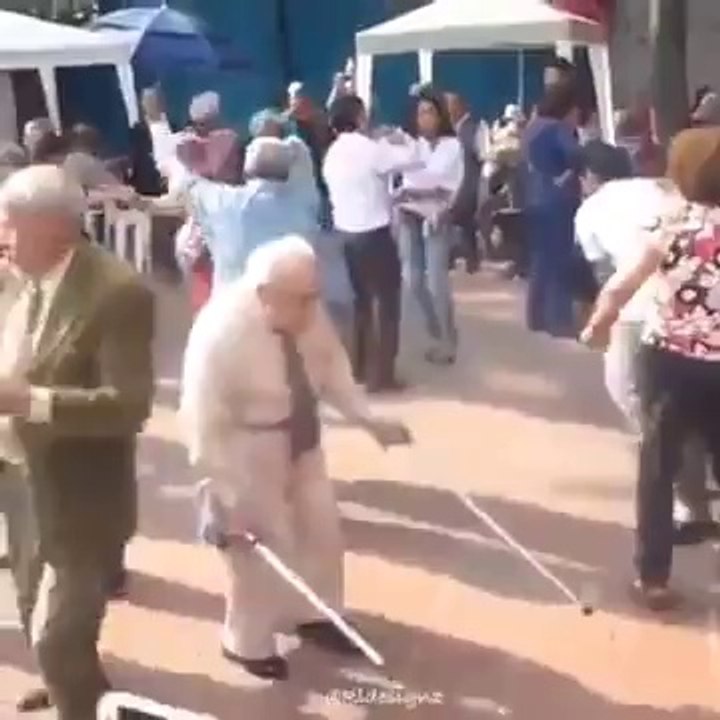 رقص حج رهييييييييييييييبببببببب هههههههههه