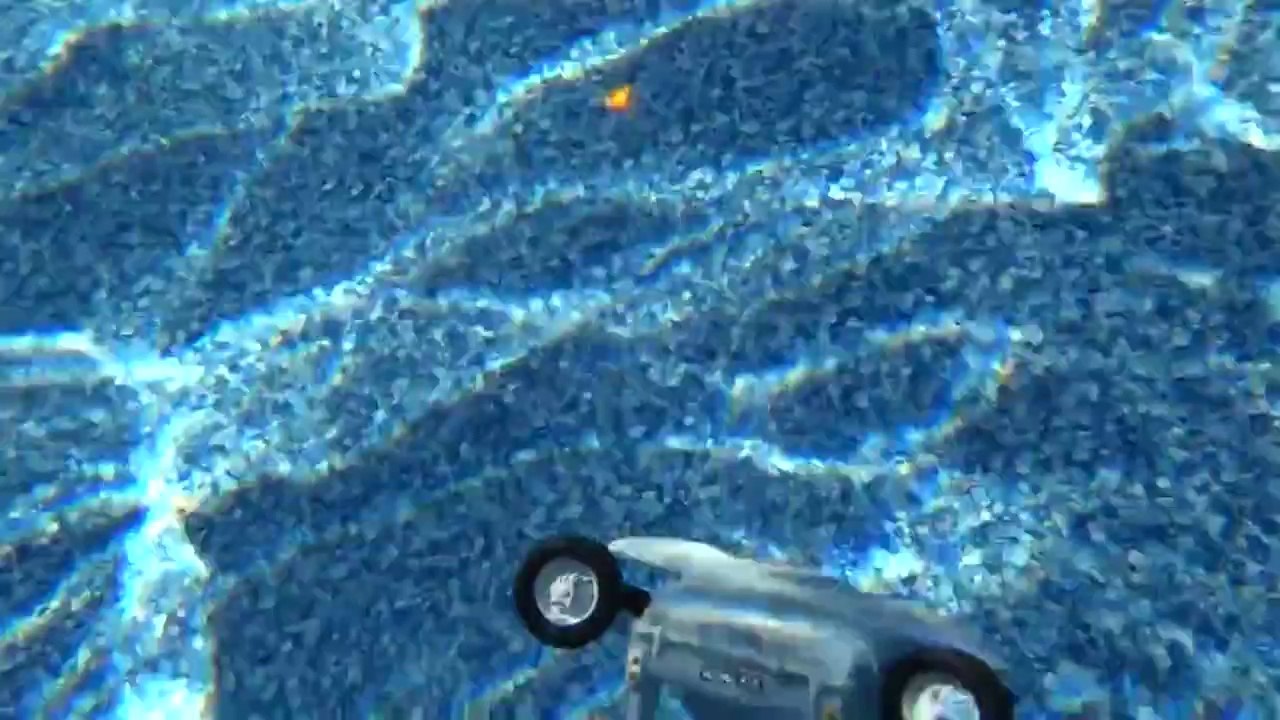Pixar Cars Dive Toys Lightning McQueen, Mater and Finn McMissile in the Pool