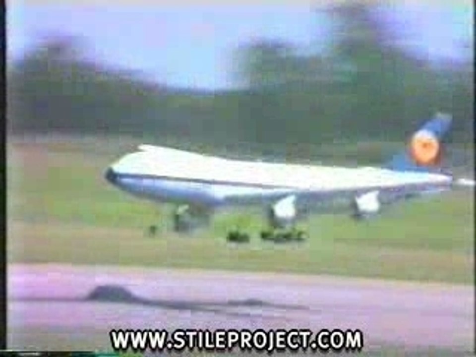 Accident d'avion drole